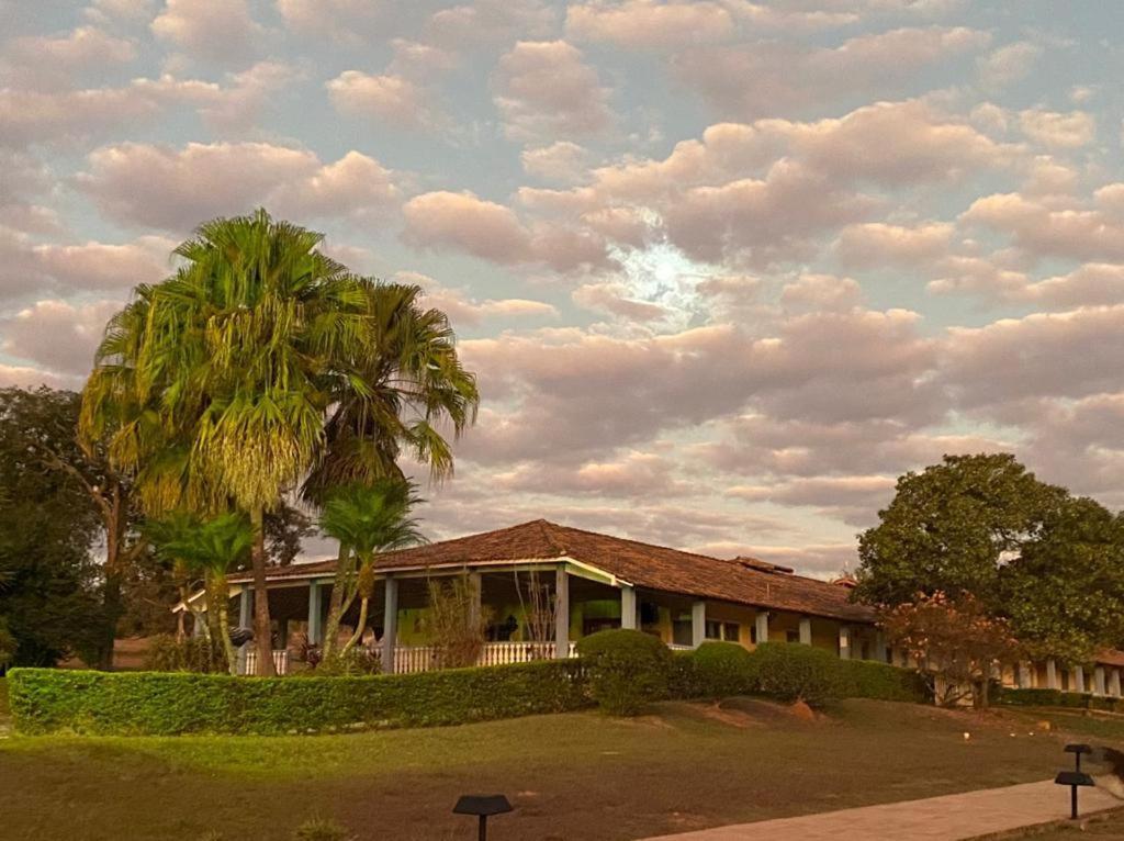 Sertao Veredas Hotel Fazenda Paraopeba Exterior photo